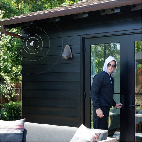 Arlo Essential Outdoor 2K Surveillance Camera – Pack of 2 – White