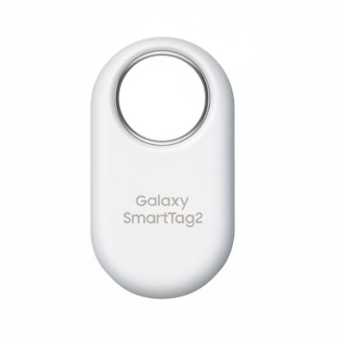 Close‑up of Samsung Galaxy SmartTag2 White showing pill‑shaped design with large central keyring hole and Samsung logo.​


