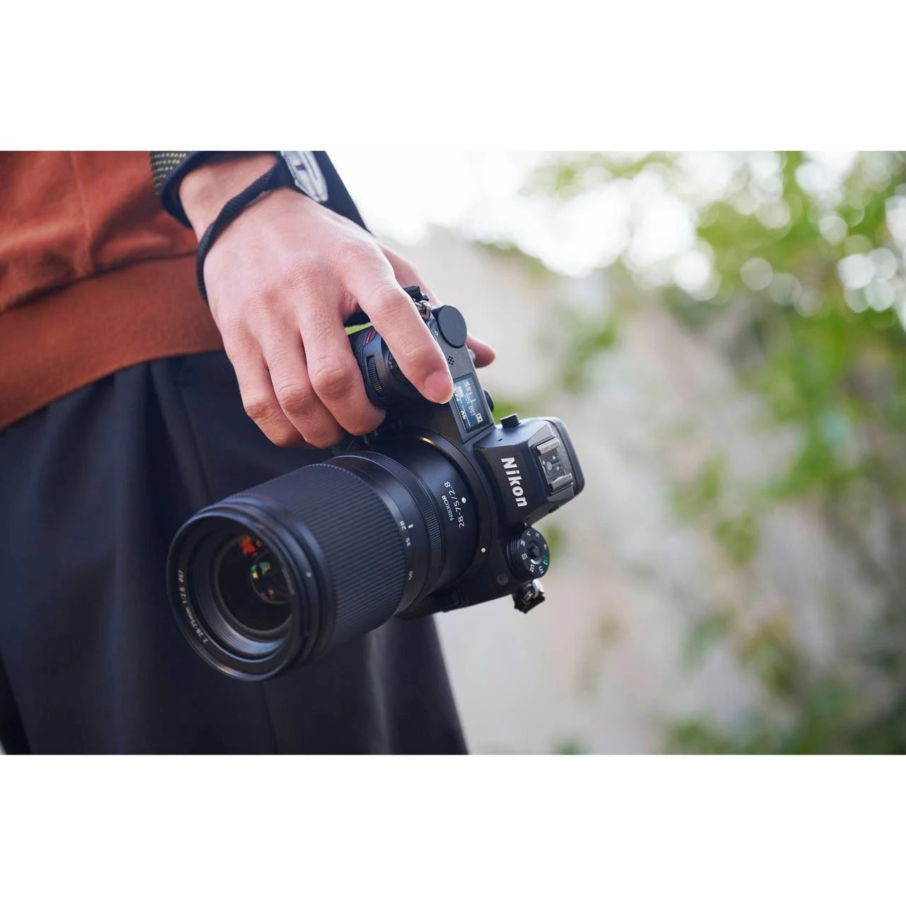 Nikon Z 28-75mm f/2.8 Lens